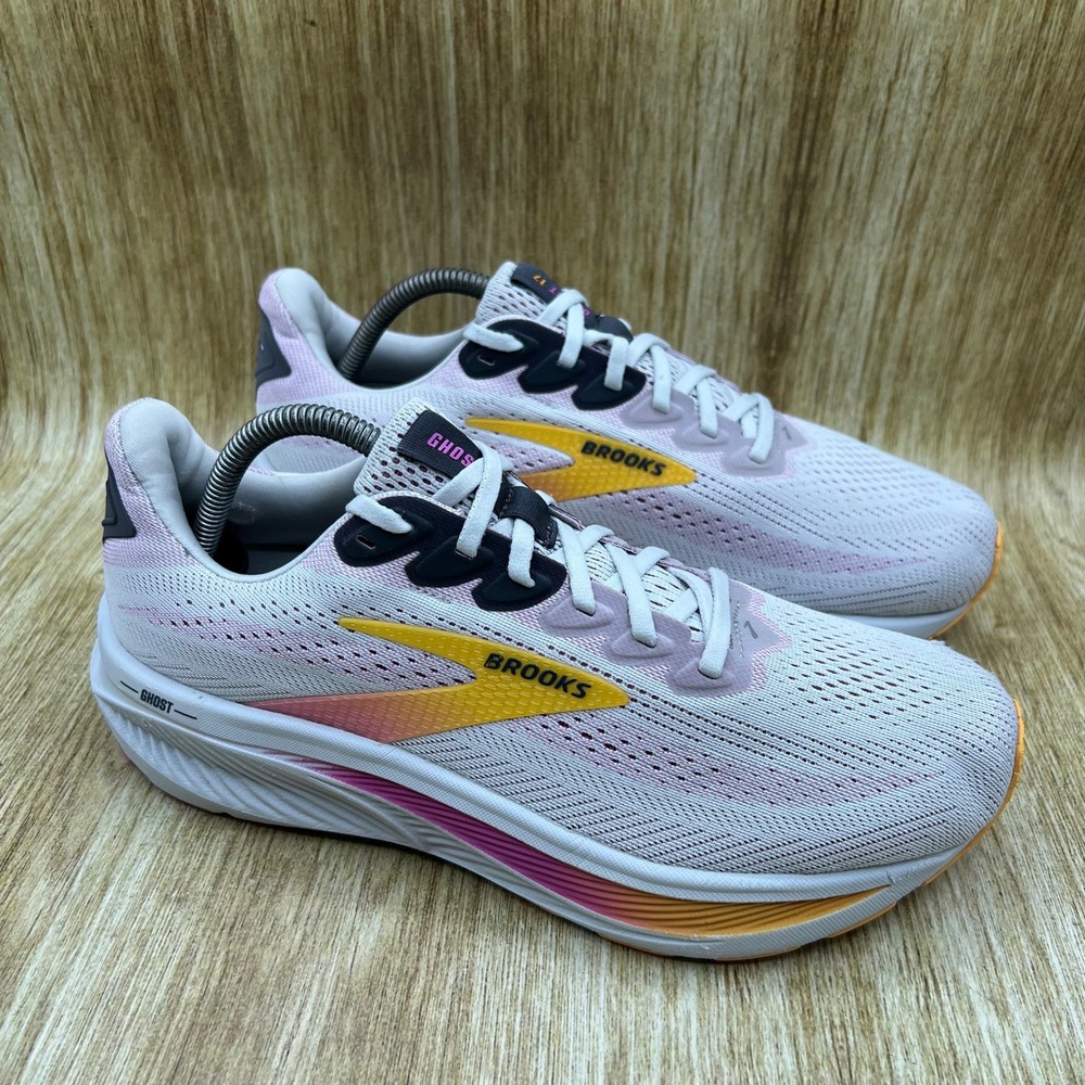 Brooks Ghost 17 Women's Size 10.5 2E Extra Wide Oyster Apricot Pink 1204312E070